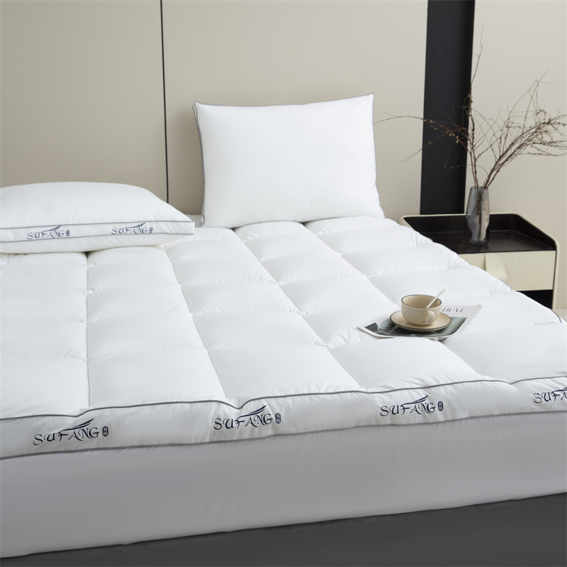 Logo in tùy chỉnh Microfiber làm đầy vải chống thấm thập niên 40 với Topper nệm đường ống Logo in tùy chỉnh Microfiber làm đầy vải chống thấm thập niên 40 với Topper nệm đường ống