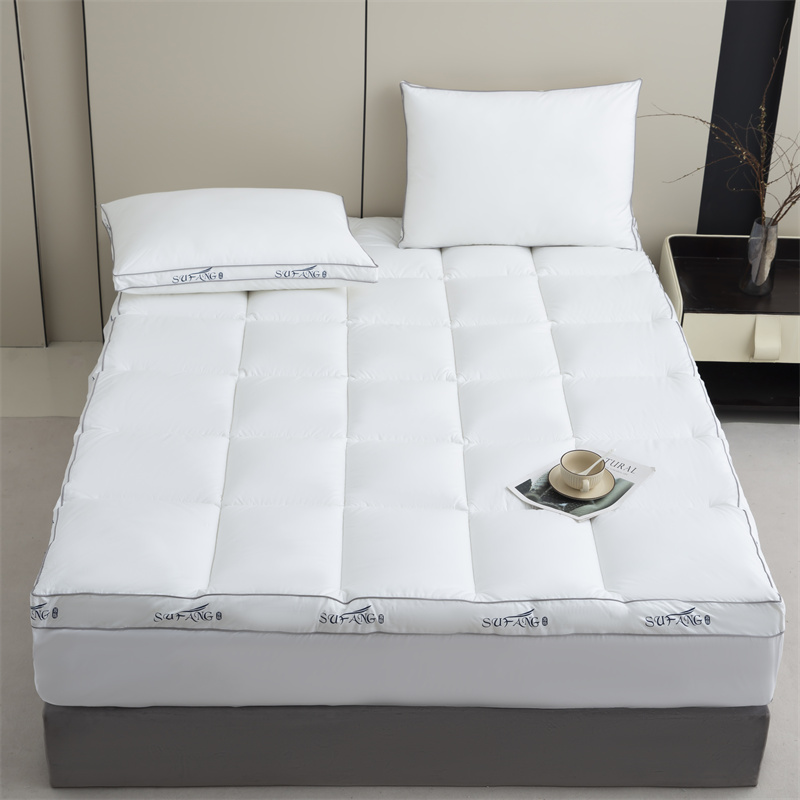 Logo in tùy chỉnh Microfiber làm đầy vải chống thấm thập niên 40 với Topper nệm đường ống Logo in tùy chỉnh Microfiber làm đầy vải chống thấm thập niên 40 với Topper nệm đường ống